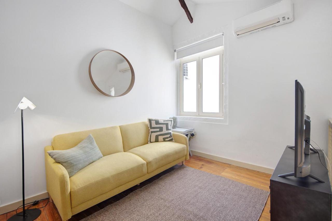 Crooked Floor House - Attic Apartamento